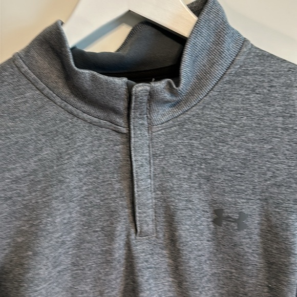 Under-Armour NWT Men’s X-Storm Loose Fit ¼  Zip Cold Gear Grey Small - Picture 3 of 10